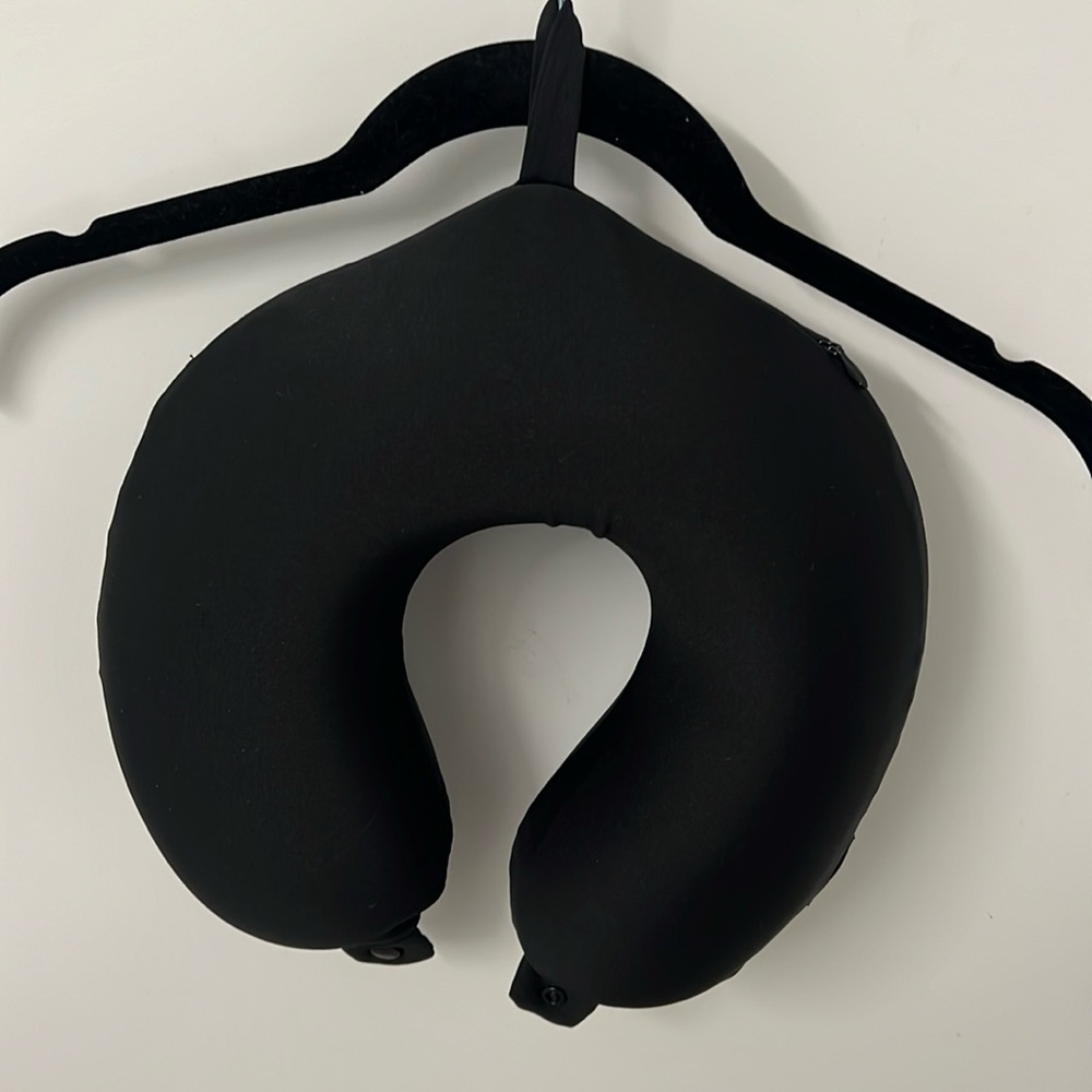 Samsonite Airport Pillow